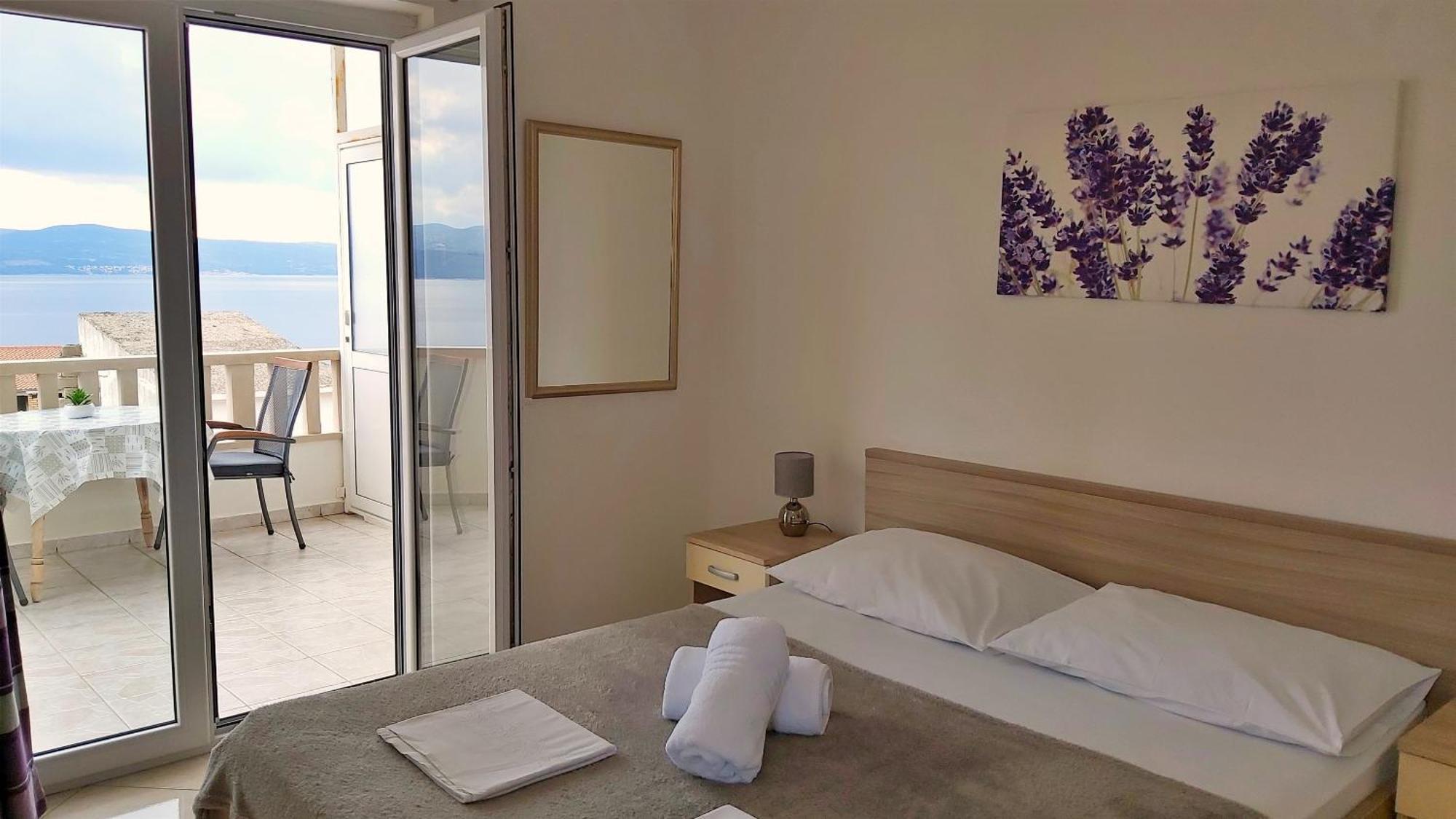 Apartments Nemira Omiš Quarto foto